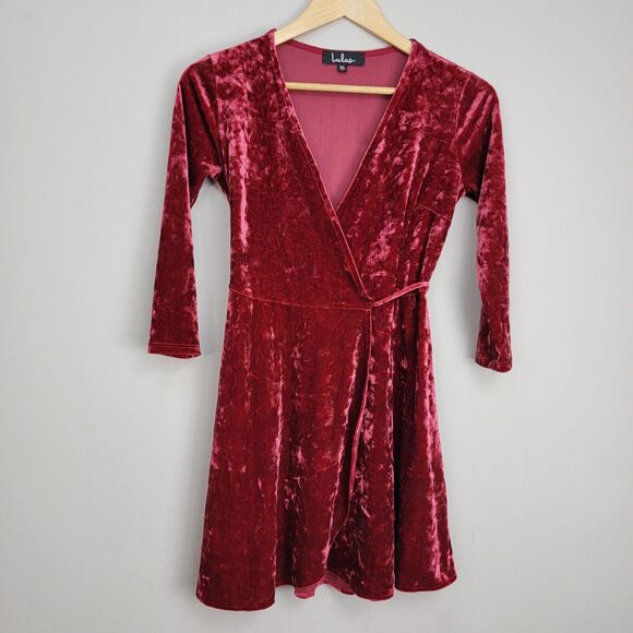 Lulu’s Shine Of Your Life Wine Red Crushed Velvet Wrap Dress 3/4 Sleeve size XS - Picture 2 of 12